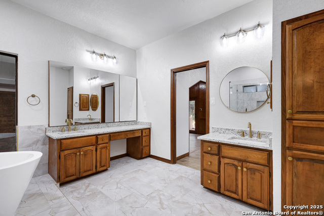 Image 26 of 43 For 13400 Vista Del Rey