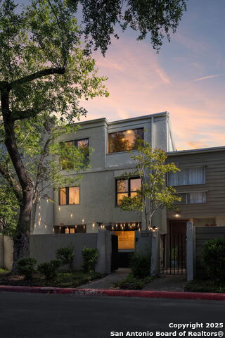 Details for 3103 Eisenhauer  J11, San Antonio, TX 78209