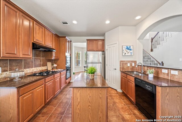 Image 14 of 33 For 3519 Arroyo Grande