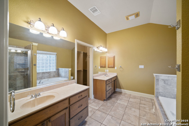 Image 17 of 28 For 1214 Sugar Land Drive