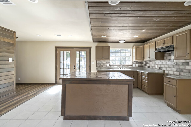 Image 8 of 23 For 1260 Comanche