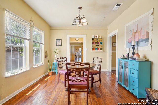 Image 10 of 38 For 1015 Elsmere W