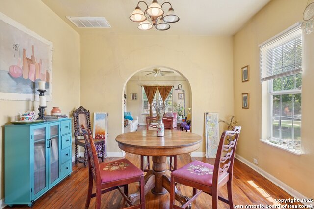 Image 11 of 38 For 1015 Elsmere W