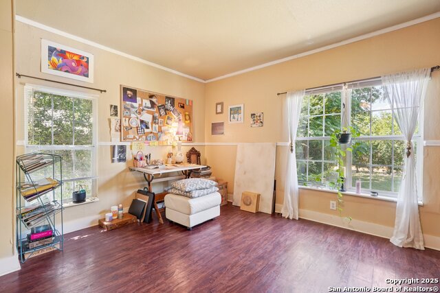 Image 23 of 38 For 1015 Elsmere W