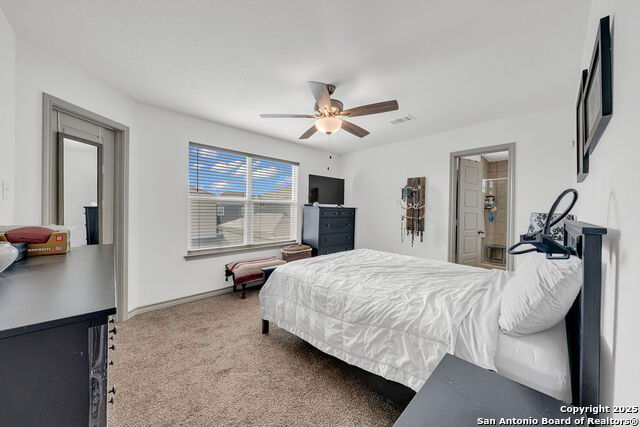 Image 11 of 20 For 2045 Silver Oaks  18-b
