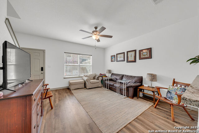 Image 4 of 20 For 2045 Silver Oaks  18-b