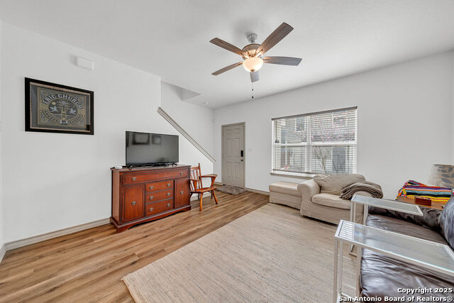 Image 5 of 20 For 2045 Silver Oaks  18-b