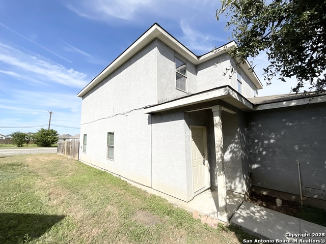 Image 3 of 39 For 7207 Golf Way  1