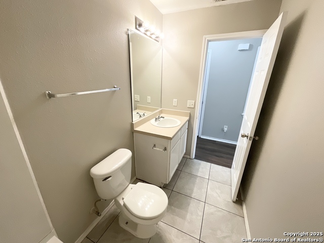 Image 32 of 39 For 7207 Golf Way  1