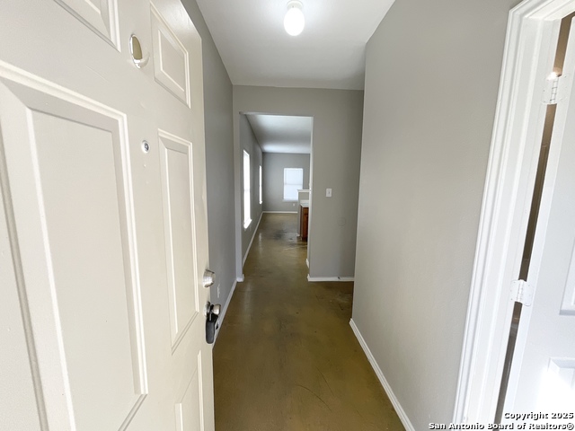 Image 4 of 39 For 7207 Golf Way  1