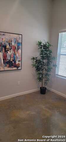 Image 15 of 40 For 1002 Morningside Dr  6