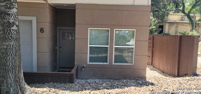 Image 3 of 40 For 1002 Morningside Dr  6