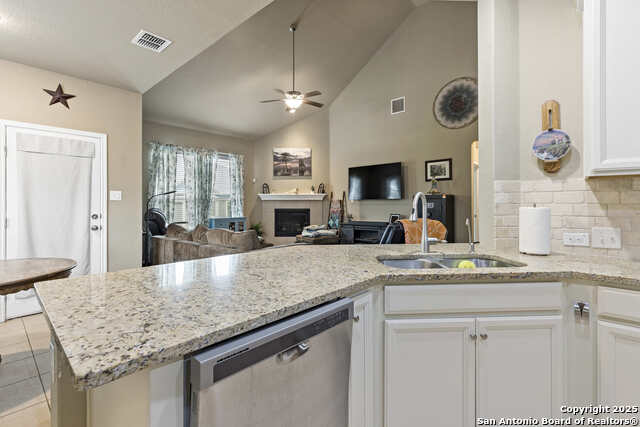 Image 12 of 35 For 12301 Lattice Cv