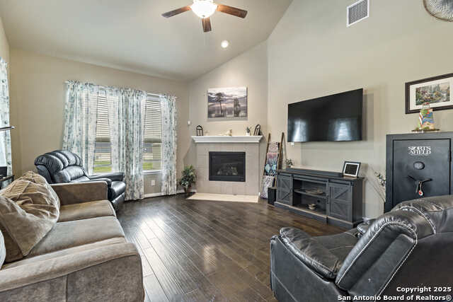 Image 15 of 35 For 12301 Lattice Cv