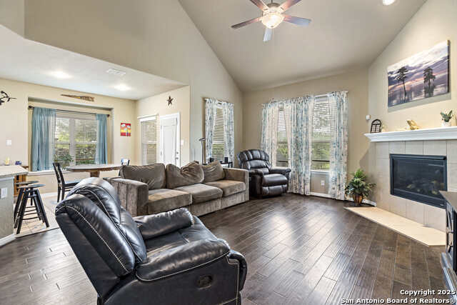 Image 18 of 35 For 12301 Lattice Cv