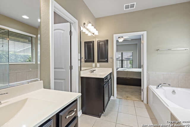 Image 24 of 35 For 12301 Lattice Cv