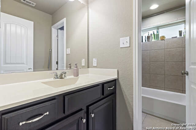 Image 34 of 35 For 12301 Lattice Cv