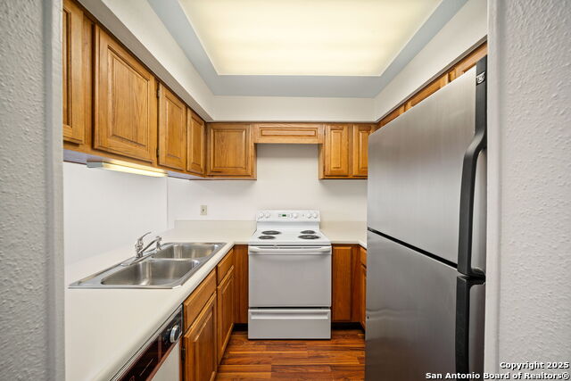 Image 9 of 32 For 7701 Wurzbach  1007