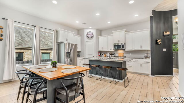 Image 7 of 20 For 2105 Elysian