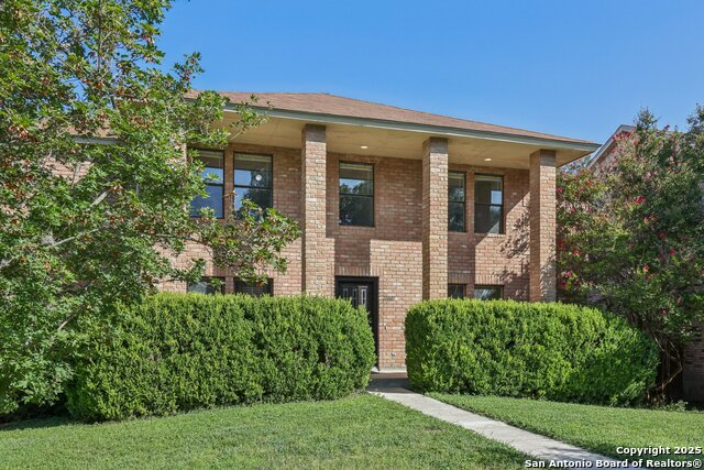 Image 2 of 65 For 11007 Oaktree Park
