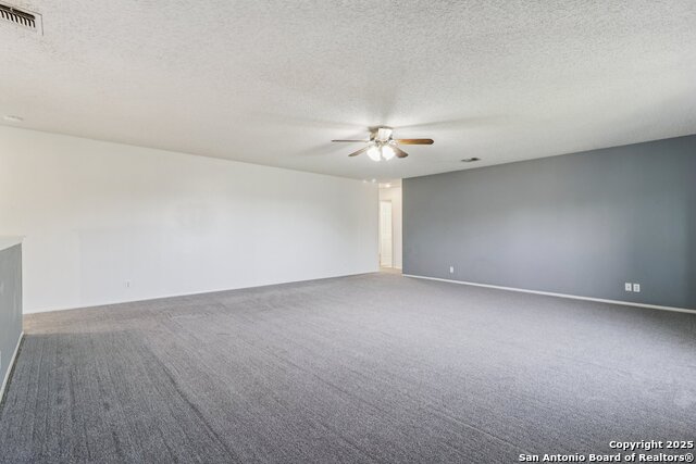Image 37 of 65 For 11007 Oaktree Park
