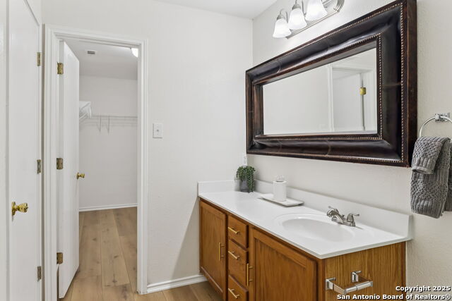 Image 15 of 32 For 5306 Missouri Bend