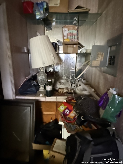 Image 11 of 50 For 9147 Autumn Storm