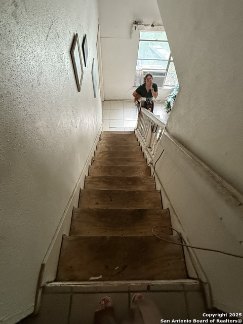 Image 14 of 50 For 9147 Autumn Storm