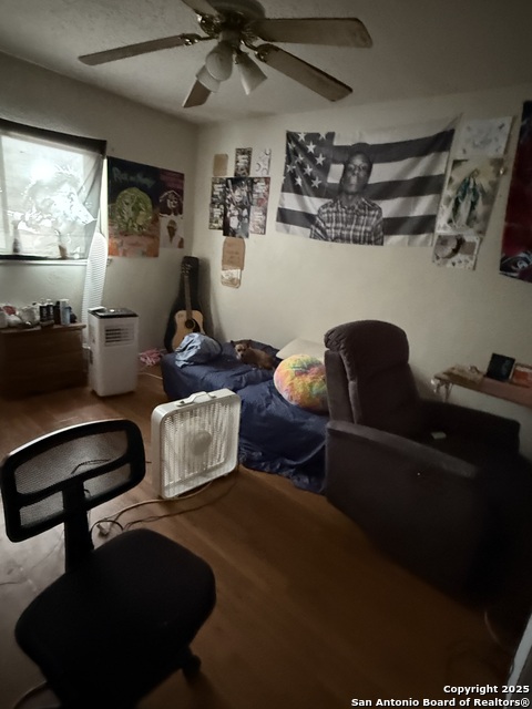 Image 15 of 50 For 9147 Autumn Storm