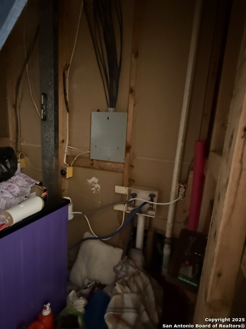 Image 27 of 50 For 9147 Autumn Storm