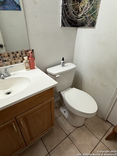 Image 29 of 50 For 9147 Autumn Storm