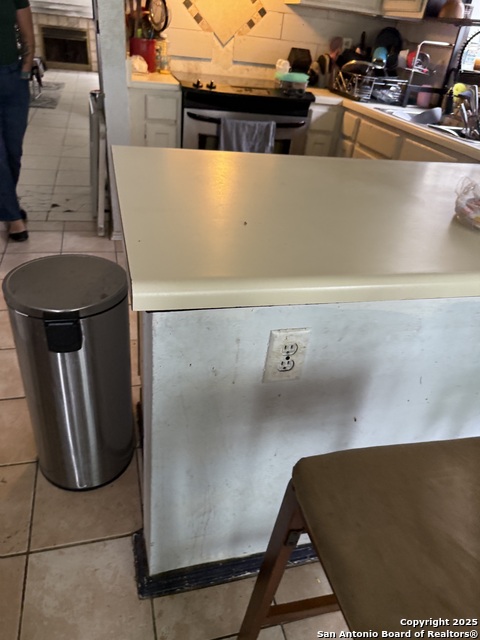 Image 33 of 50 For 9147 Autumn Storm