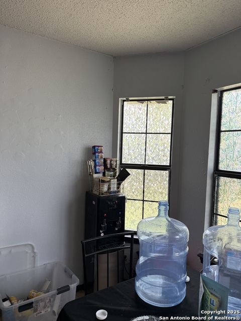 Image 36 of 50 For 9147 Autumn Storm