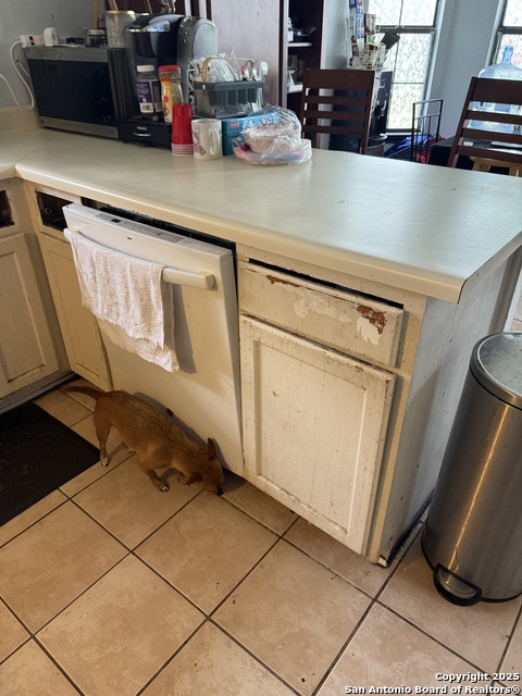 Image 41 of 50 For 9147 Autumn Storm