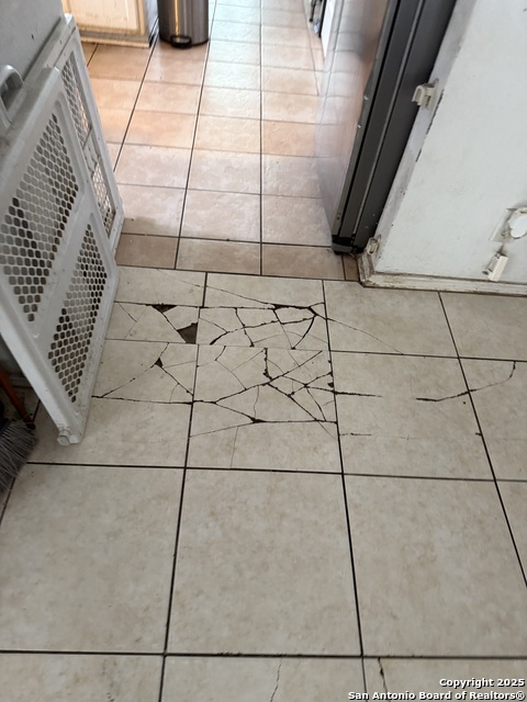 Image 42 of 50 For 9147 Autumn Storm