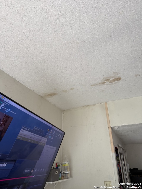 Image 43 of 50 For 9147 Autumn Storm