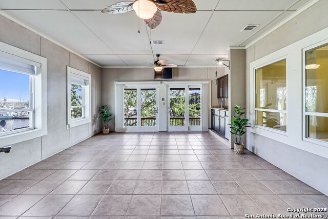 Listing photo id 20 for 113 Bay Court