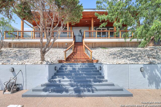 Listing photo id 35 for 113 Bay Court