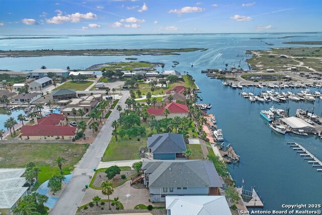 Listing photo id 44 for 113 Bay Court