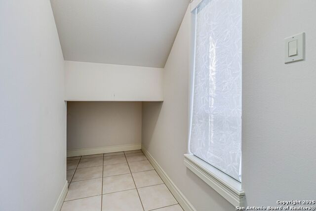 Listing photo id 46 for 113 Bay Court