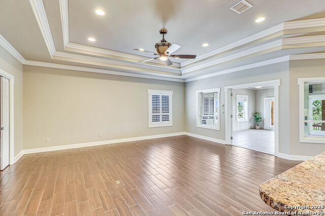 Listing photo id 7 for 113 Bay Court