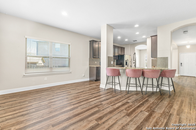 Image 10 of 27 For 609 Community