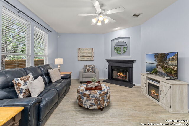 Image 14 of 32 For 23003 Tornillo Drive