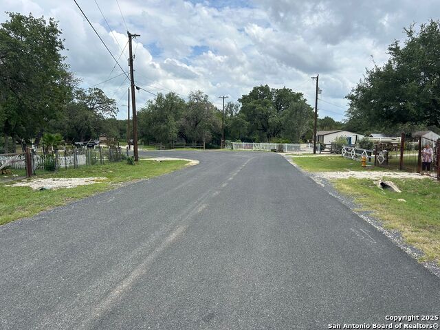 Image 9 of 49 For 2210 Sandy Bnd