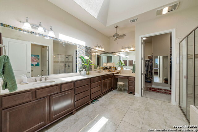 Image 17 of 36 For 9931 Barefoot Way