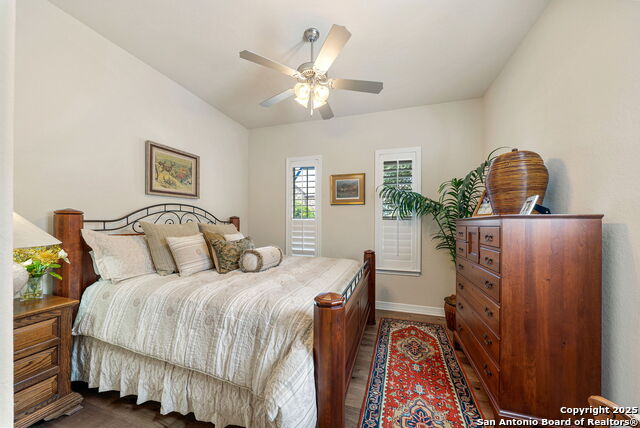 Image 22 of 36 For 9931 Barefoot Way