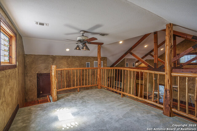 Image 18 of 53 For 2205 Field Rd.
