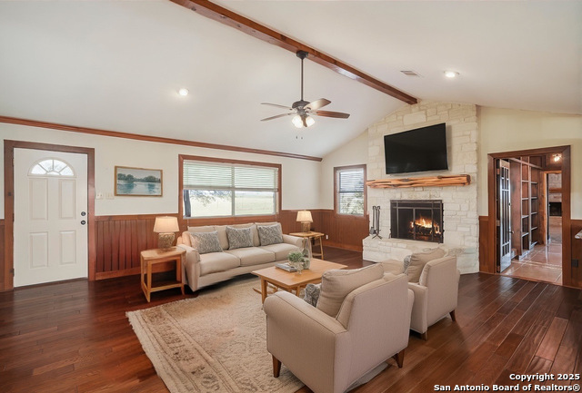 Image 7 of 53 For 2205 Field Rd.