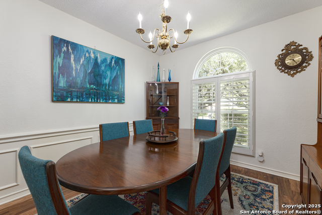 Image 11 of 40 For 922 Hedgestone Dr