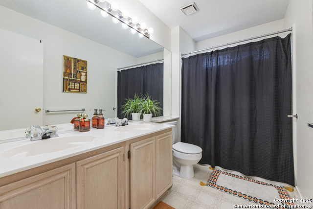 Image 17 of 40 For 922 Hedgestone Dr